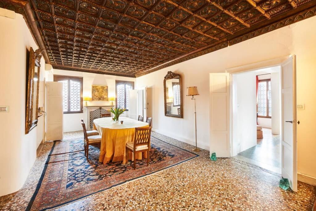 Ca' Fenice, Charming Apartment In San Marco, Sleep 7 Venezia Eksteriør bilde